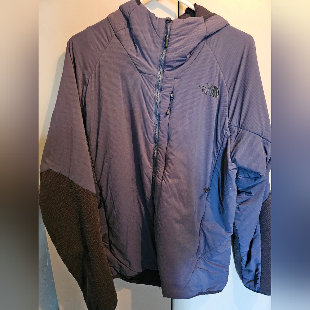 The North Face 2018 Ventrix Hooded Jacket